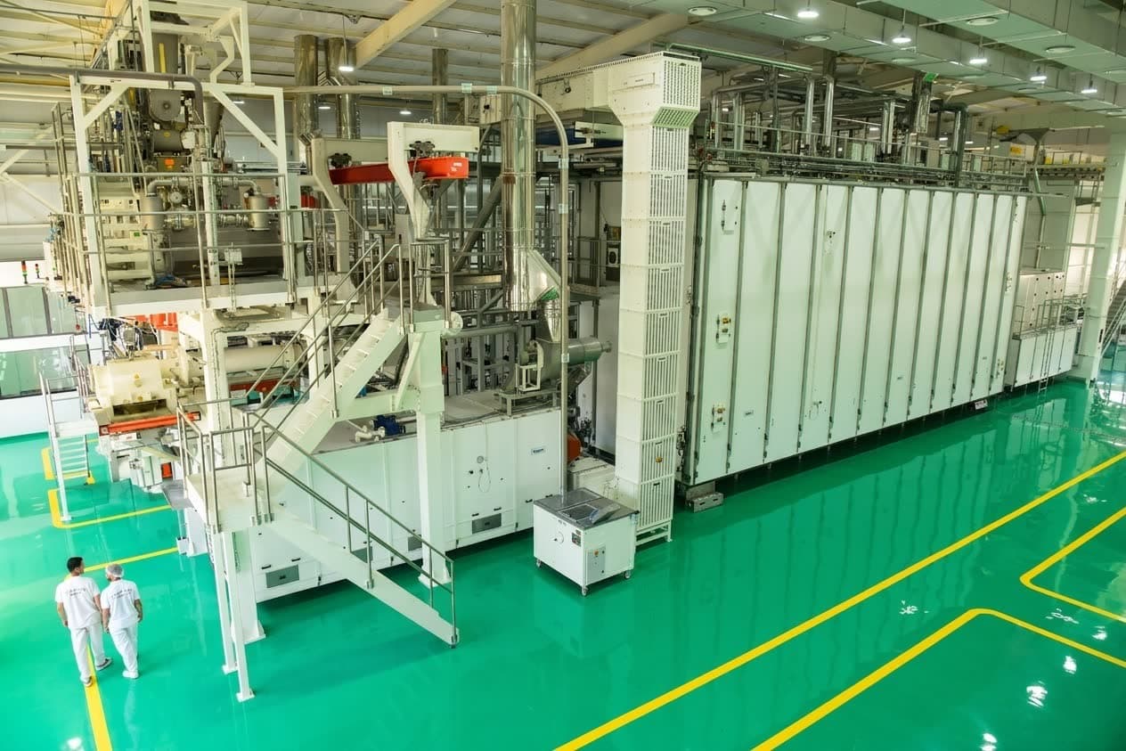 Les Grands Moulins Kenza : Une infrastructure industrielle et un engagement humain au quotidien
طاحن الكبرى كنزة: منشآت صناعية ضخمة وكفاءات بشرية في الخدمة يومياً