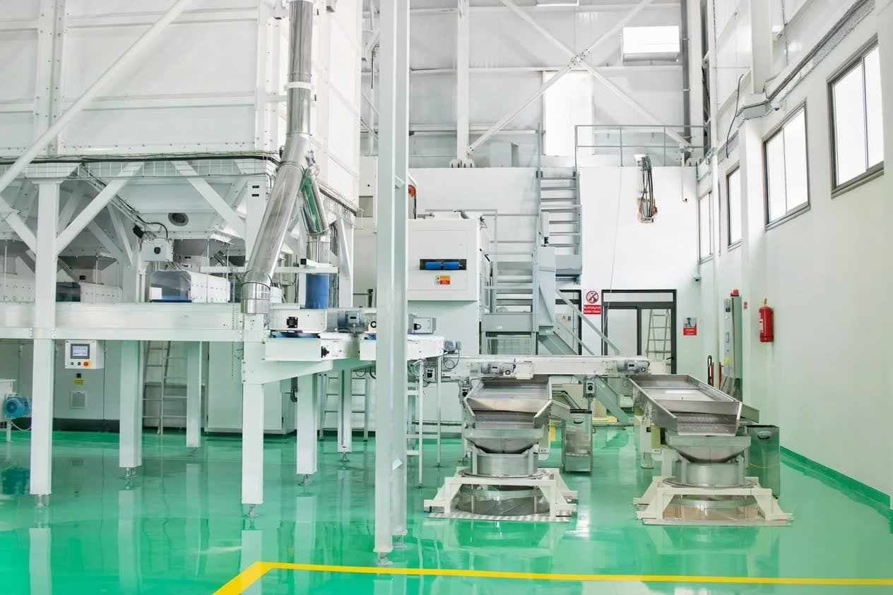 « La technologie au service de la tradition. Une précision maximale pour une qualité irréprochable. ⚙️✨ »
« التكنولوجيا في خدمة الأصالة. دقة متناهية من أجل جودة لا تشوبها شائبة. ⚙️✨ »